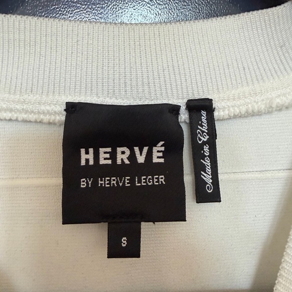 Herve Leger White Crop T-Shirt Textured - Picture 3 of 11